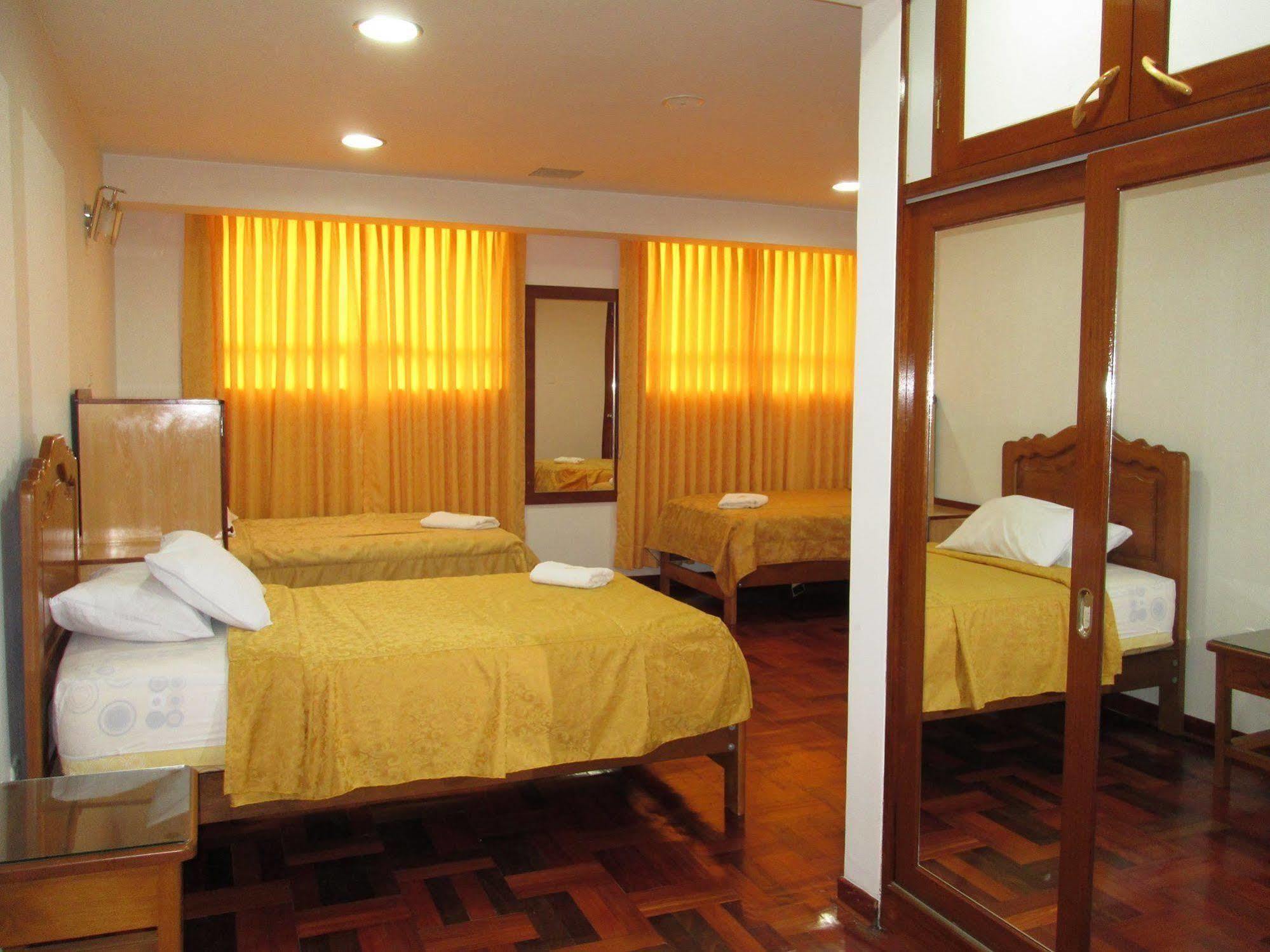 Hotel Panamericano Lima Exteriör bild